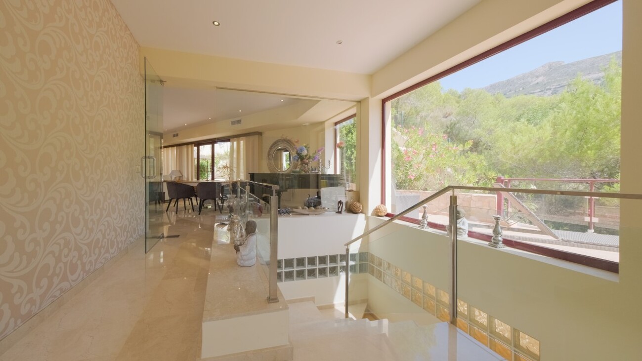 Exterior view in villa for sale in Callosa D'en Sarria