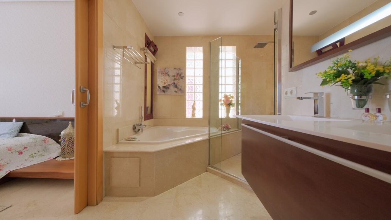 Kitchen in villa for sale in Callosa D'en Sarria