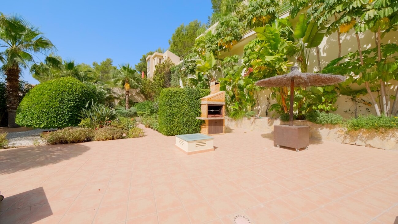 Master bedroom in villa for sale in Callosa D'en Sarria