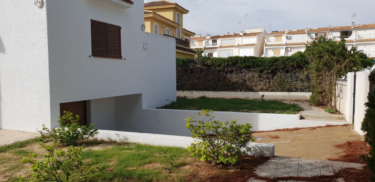 Living room in villa for sale in La Zenia