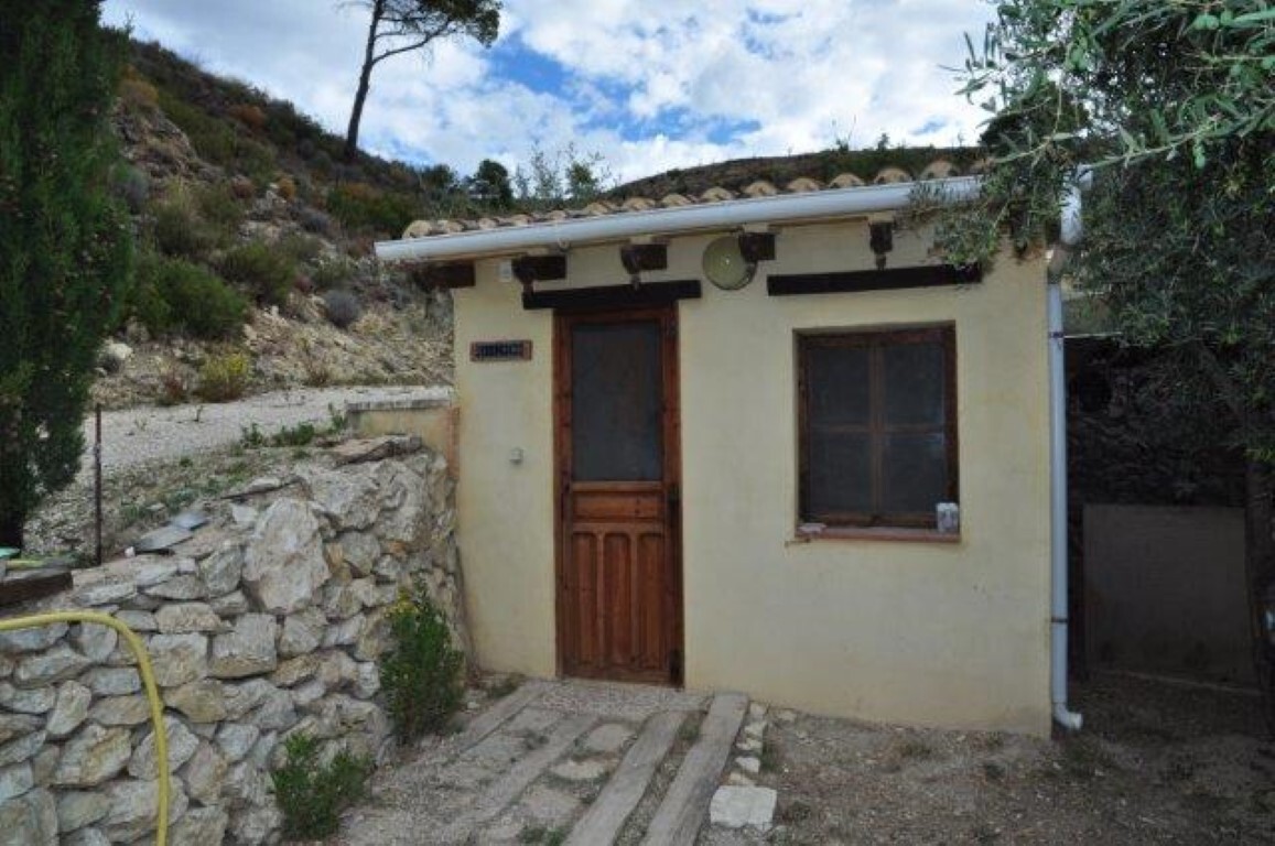 Bathroom in finca for sale in Torremanzanas