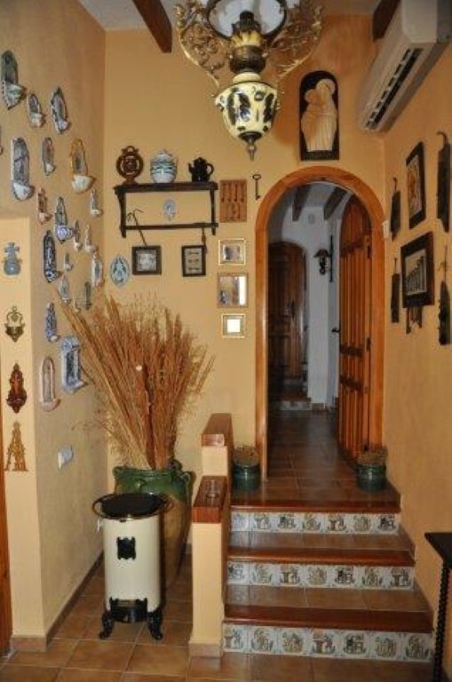 Bedrooms: 5, Bathrooms: 3, Finca in Torremanzanas, Alicante, Spain