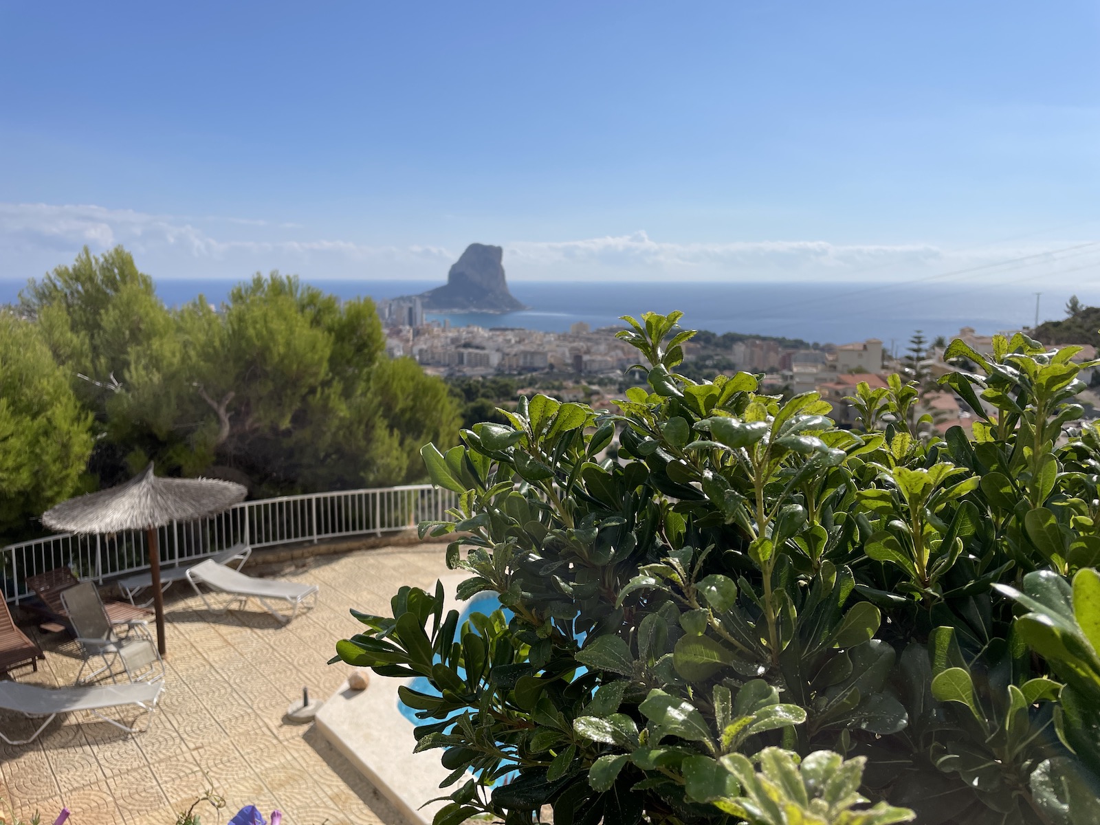 Pool area in villa for sale in Calpe