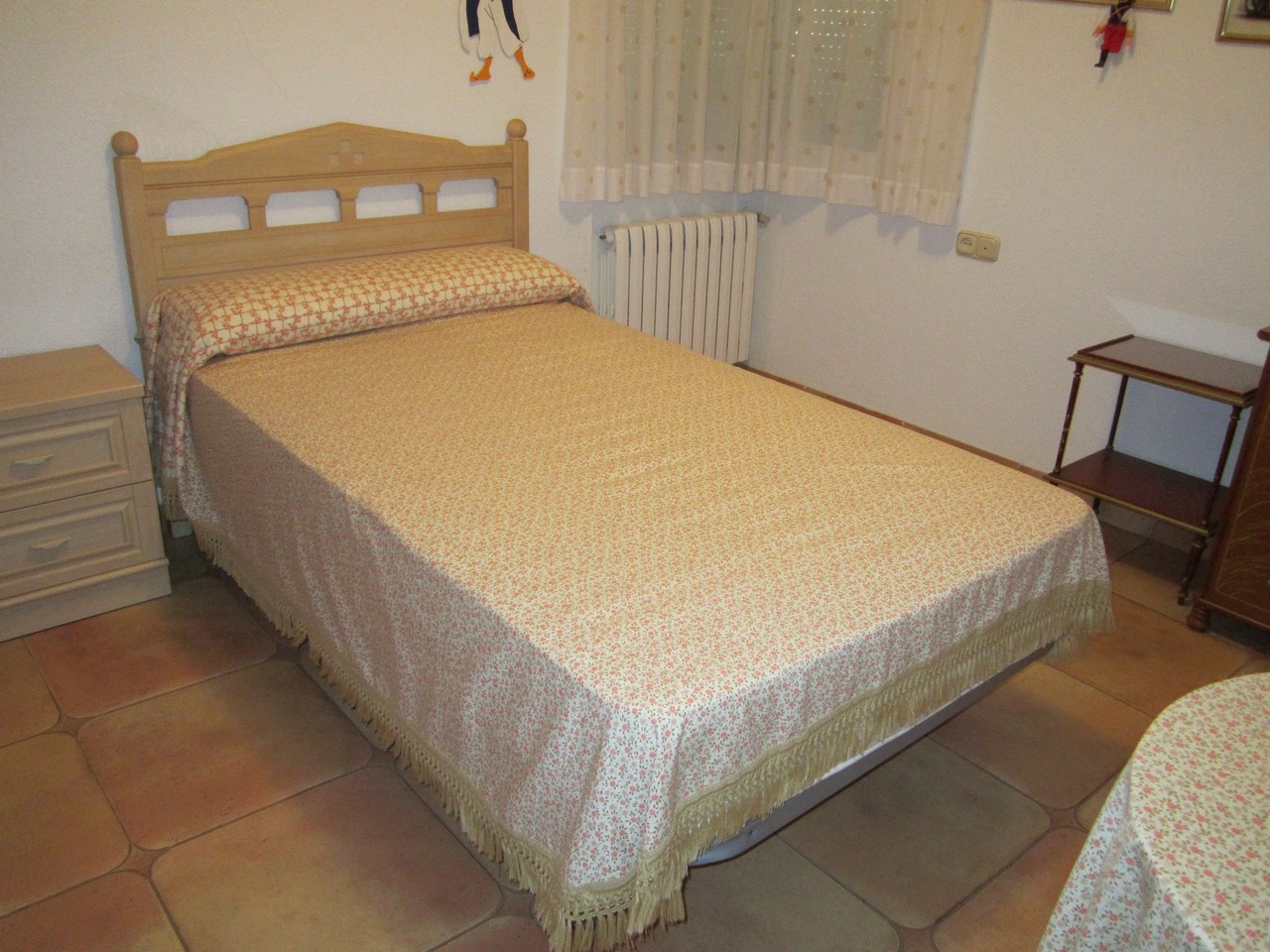 Dining area in villa for sale in Yecla