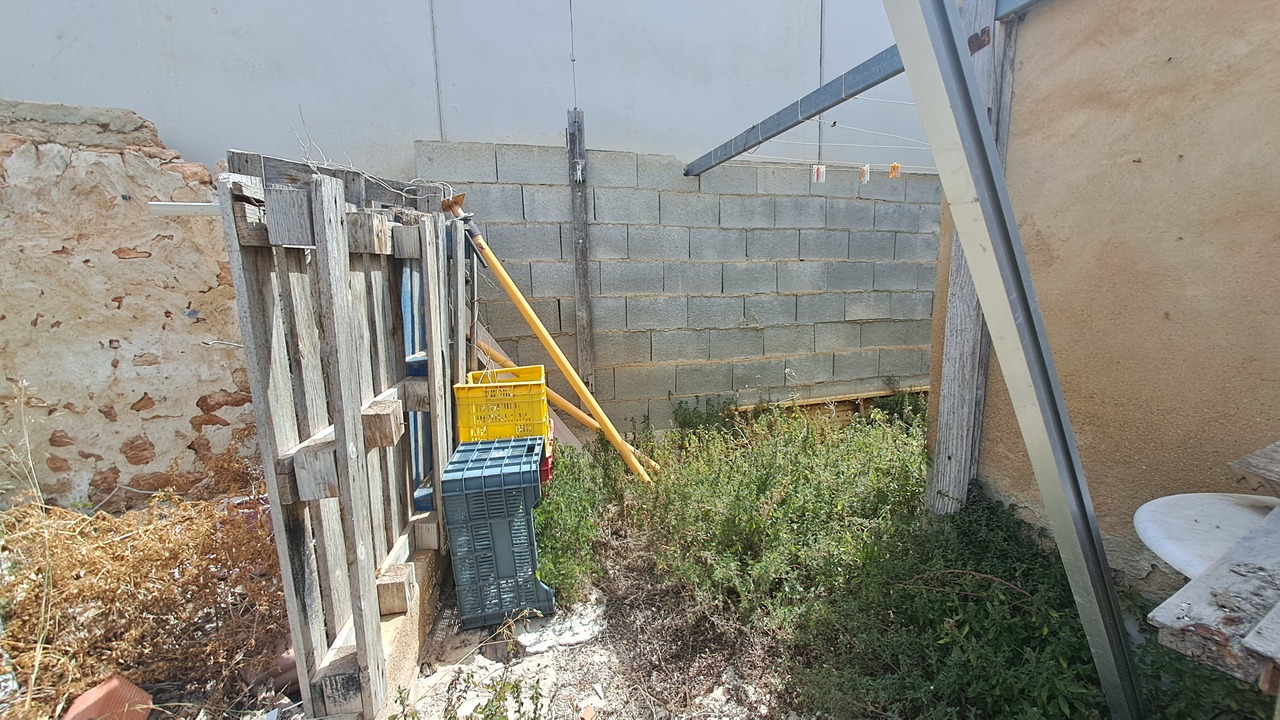 Bathroom in villa for sale in Los Montesinos