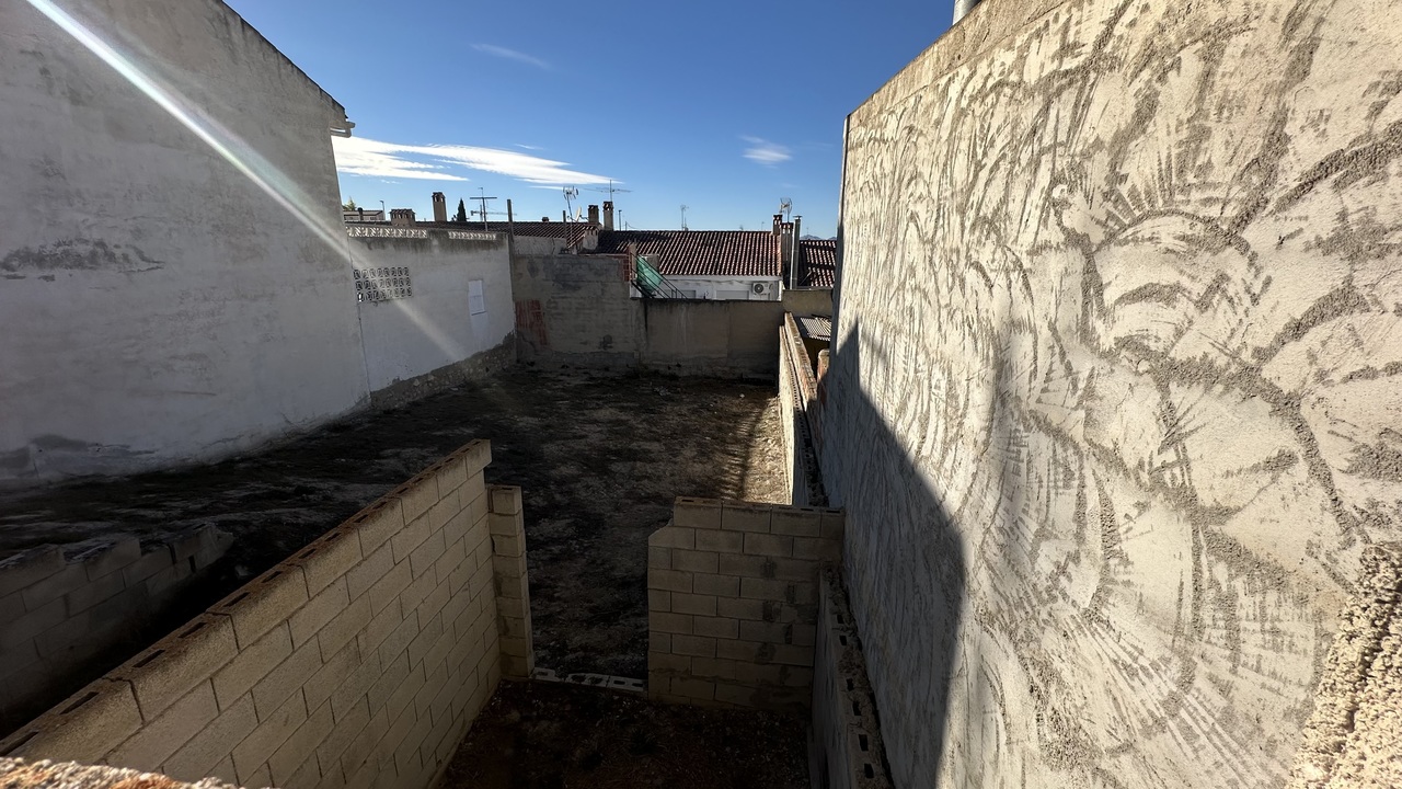 Bathroom in land for sale in Benijofar