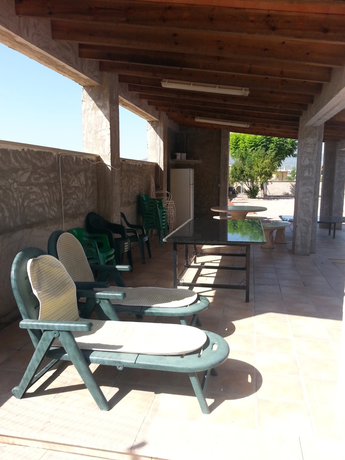 We have for sale this great property in a quiet and well located area