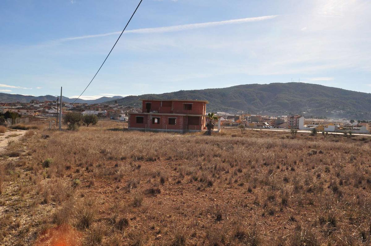 Kitchen in land for sale in Pinoso