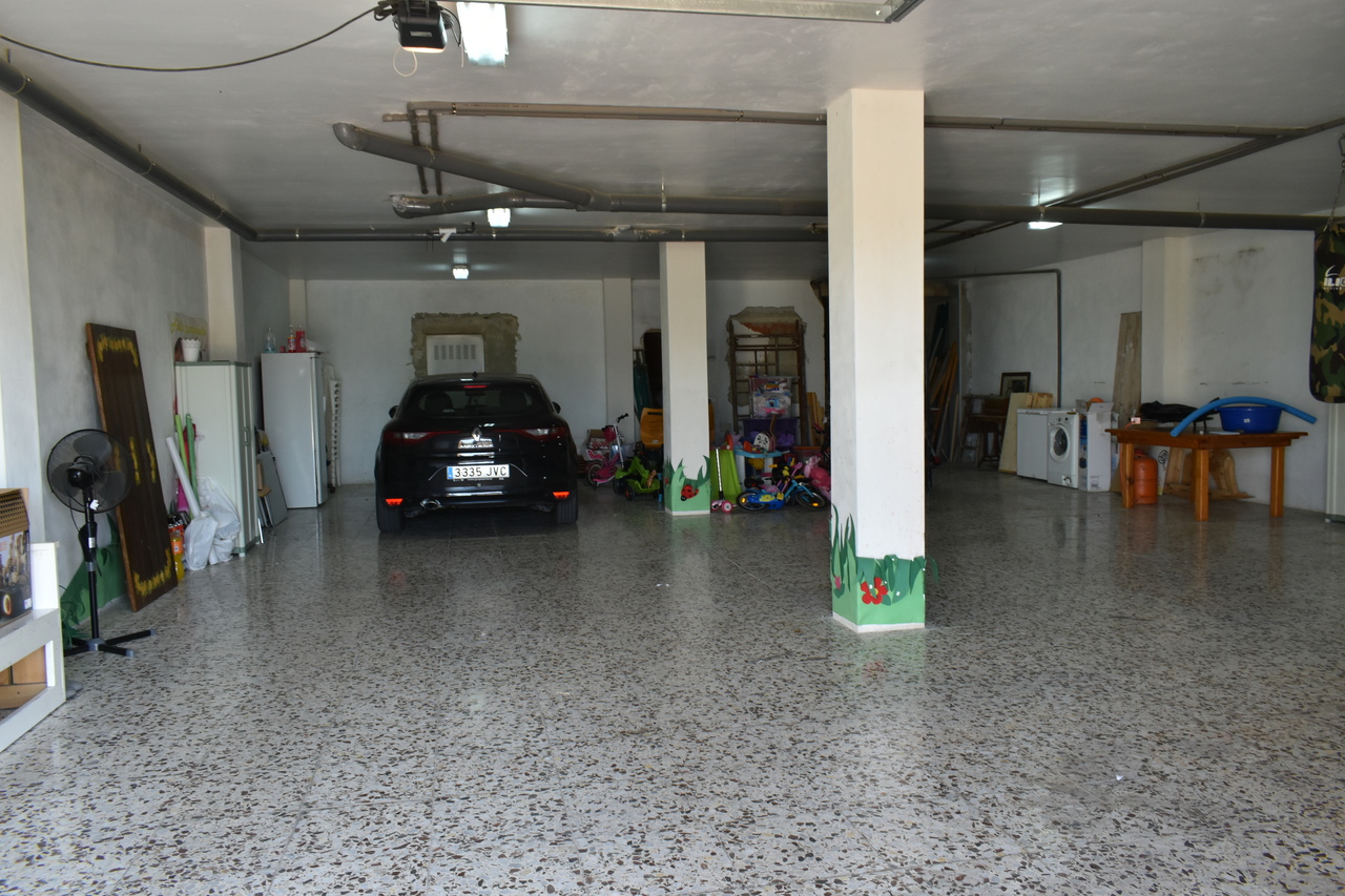 Dining area in villa for sale in Algorfa