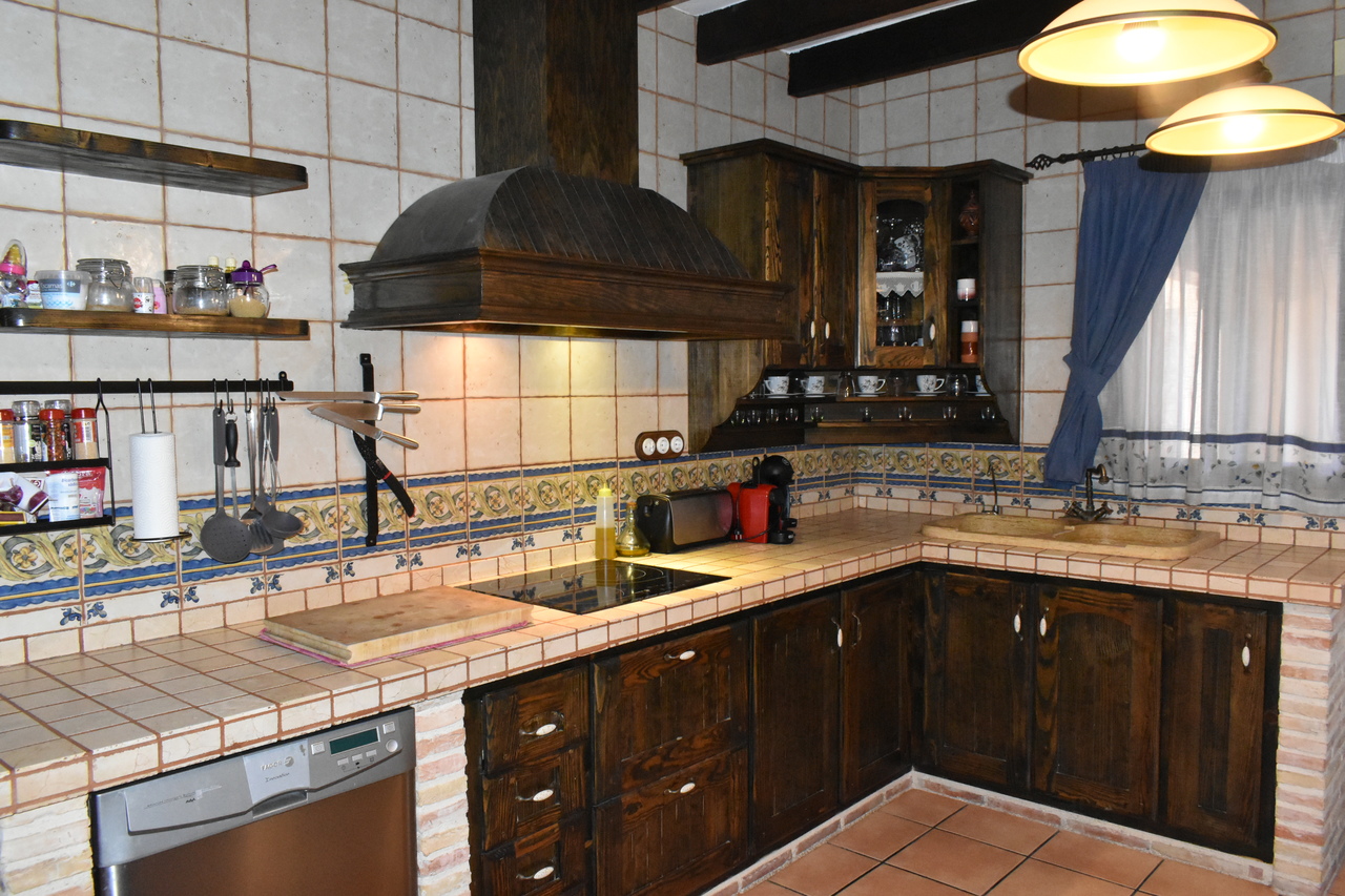 Dining area in villa for sale in Algorfa