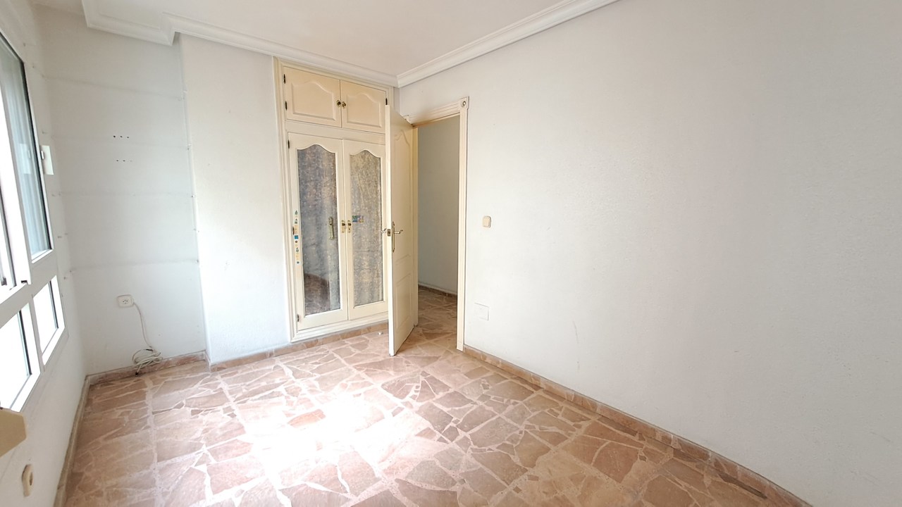Kitchen in apartment for sale in Torrevieja