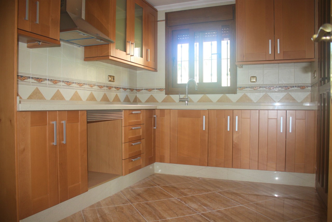 Terrace in villa for sale in Los Altos