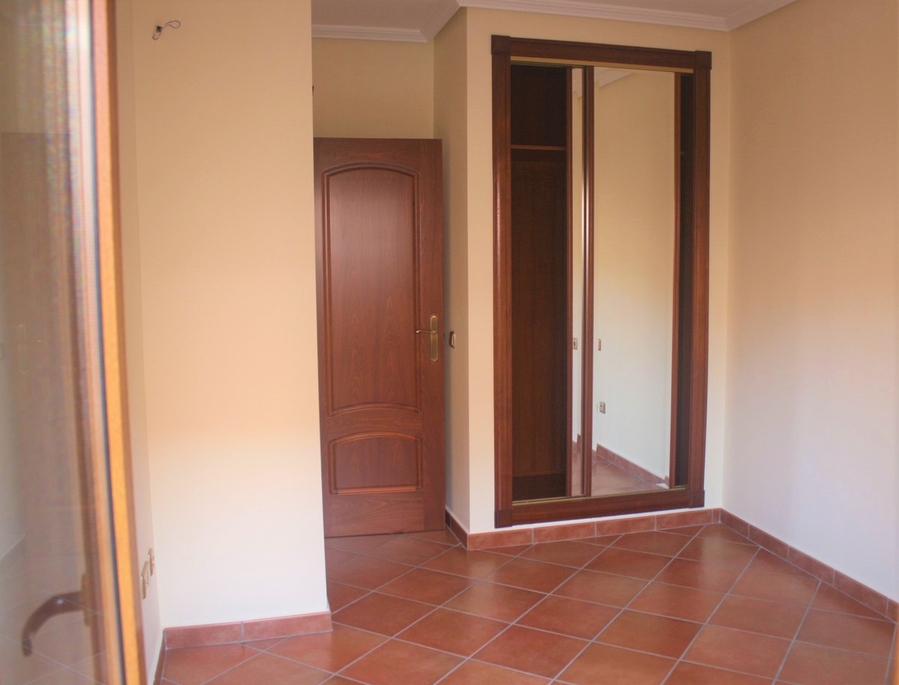Bedroom in terraced for sale in Los Altos