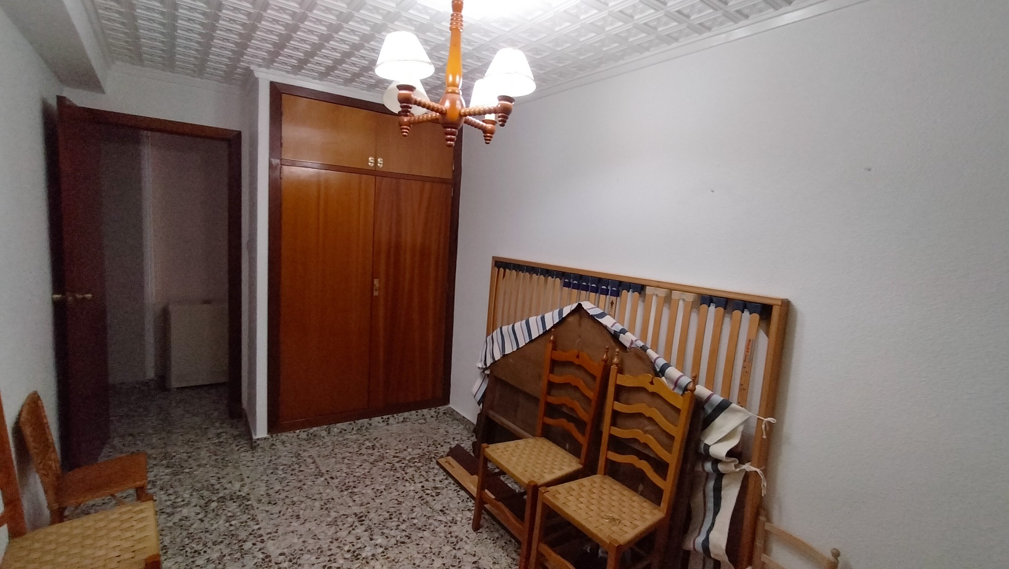 Terrace in apartment for sale in Sax