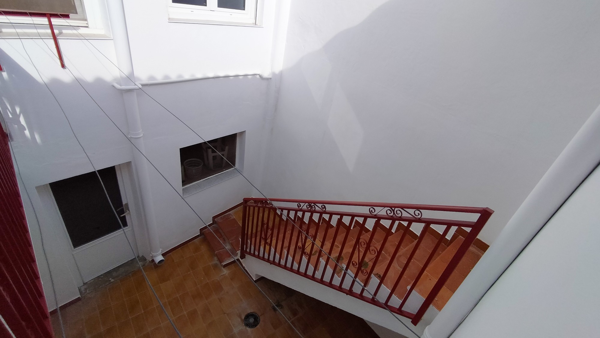 Exterior view in terraced for sale in Sax