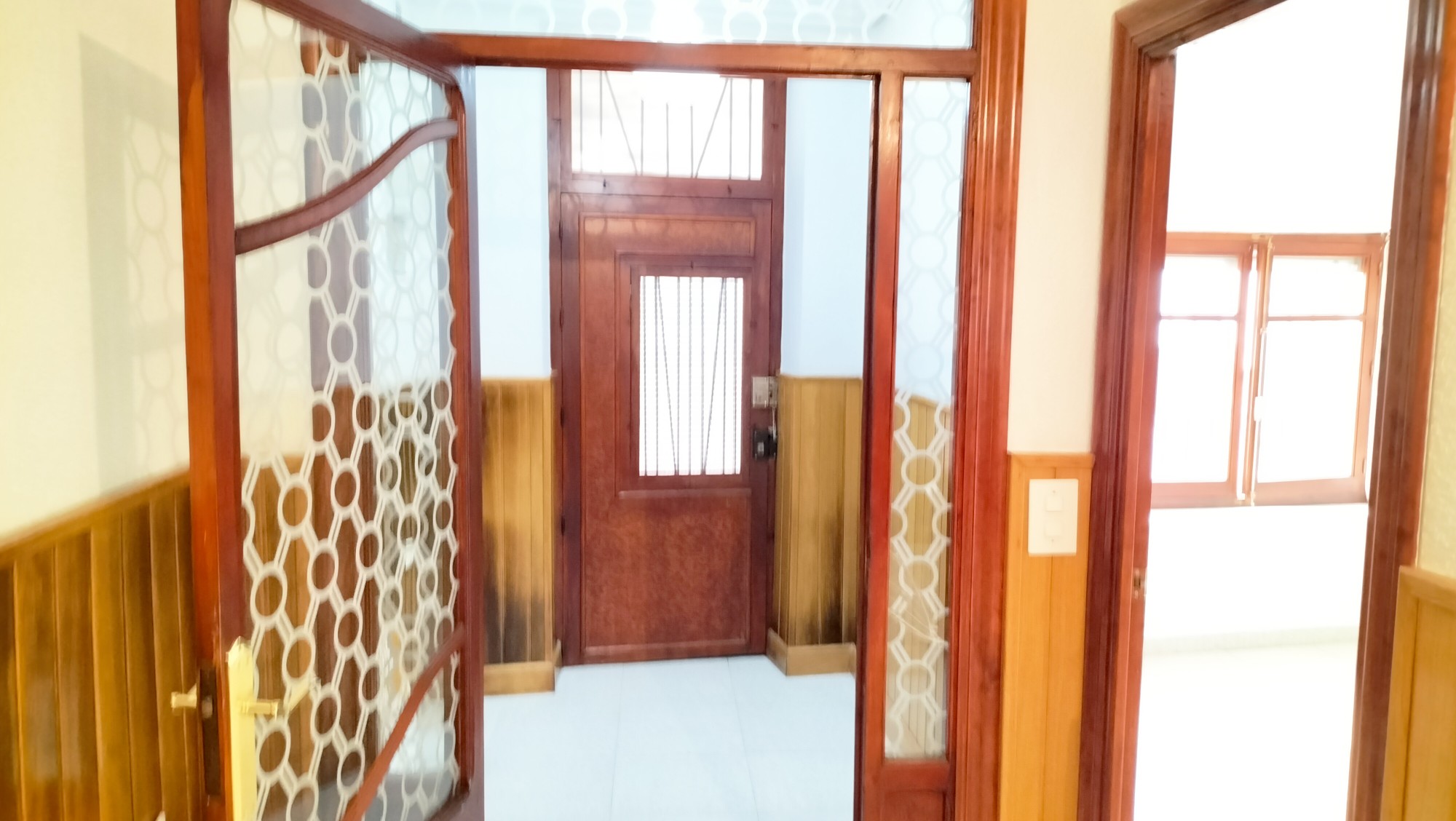 Kitchen in terraced for sale in Sax