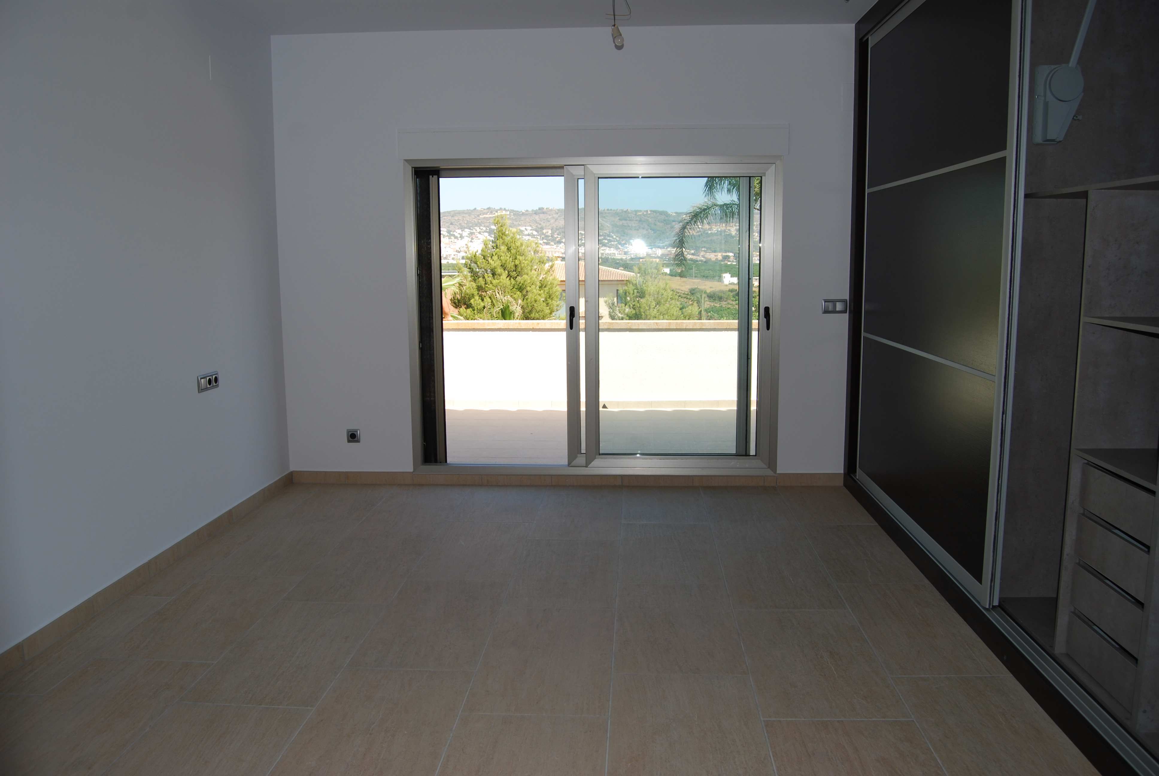 Master bedroom in villa for sale in javea