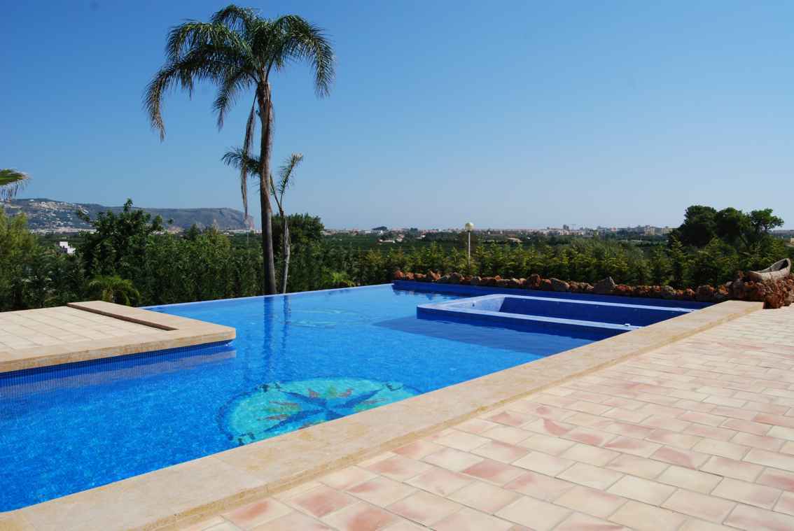 Dining area in villa for sale in javea
