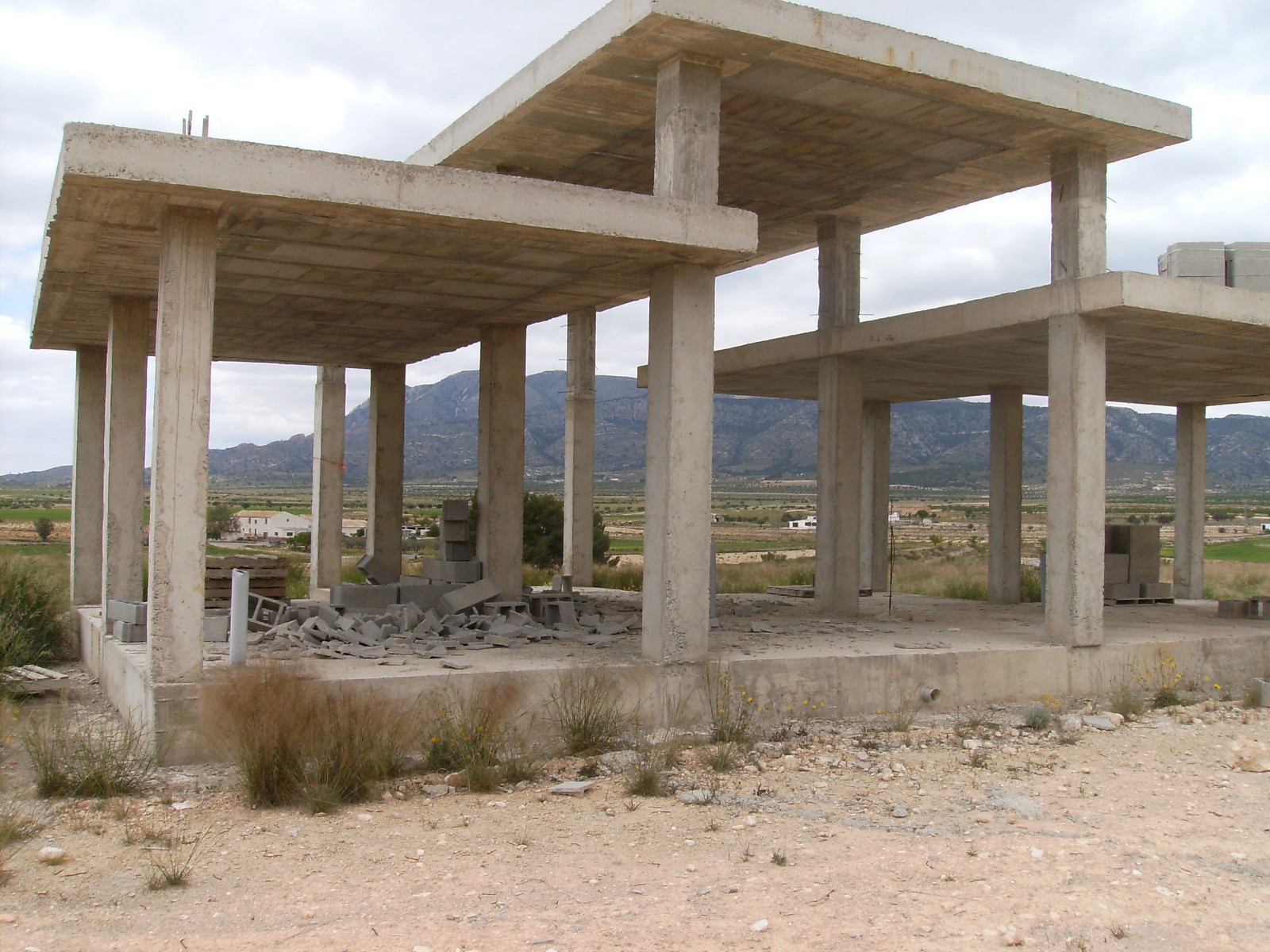 Pool area in land for sale in Torre Del Rico