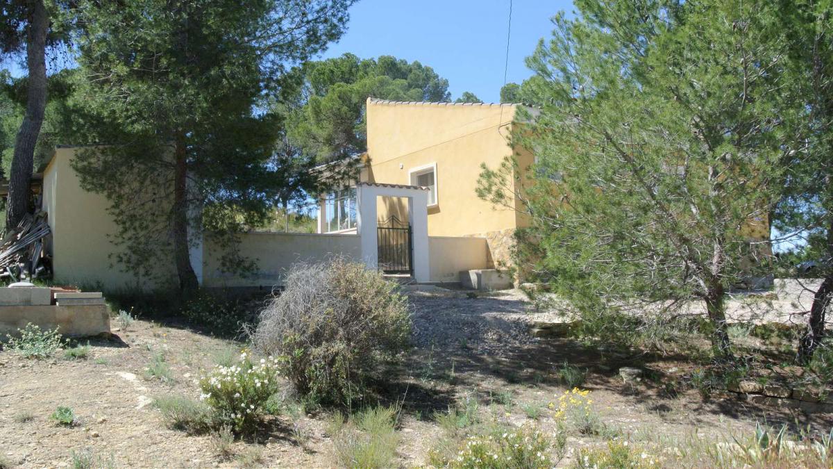 Terrace in villa for sale in Jumilla