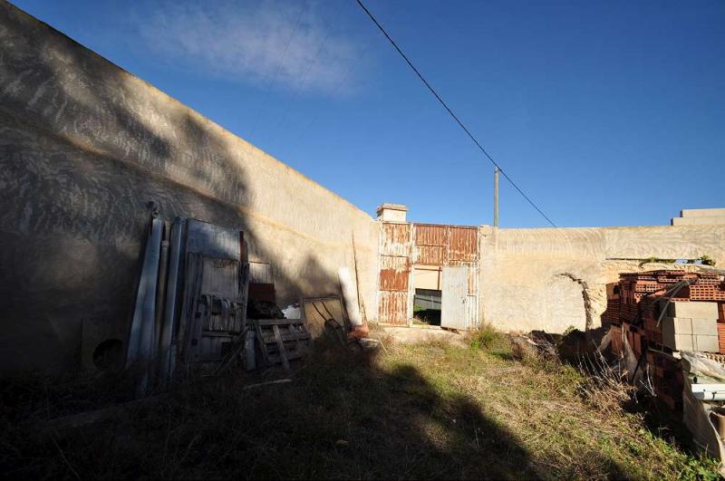 Kitchen in land for sale in Chinorlet