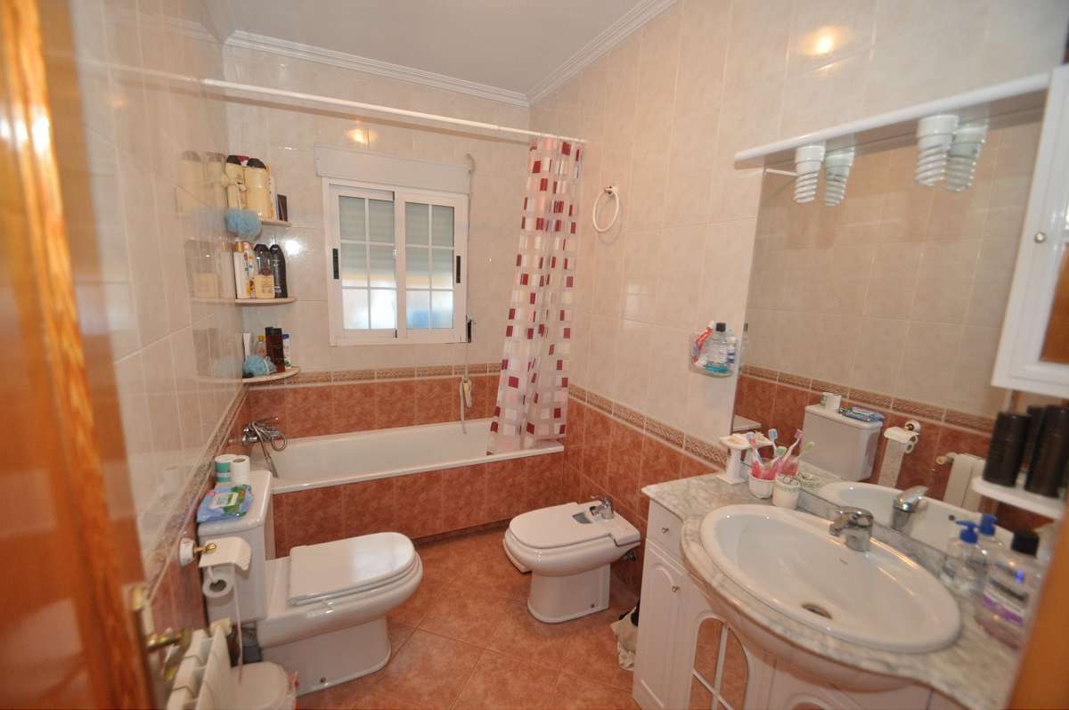 Bathroom in terraced for sale in Pinoso