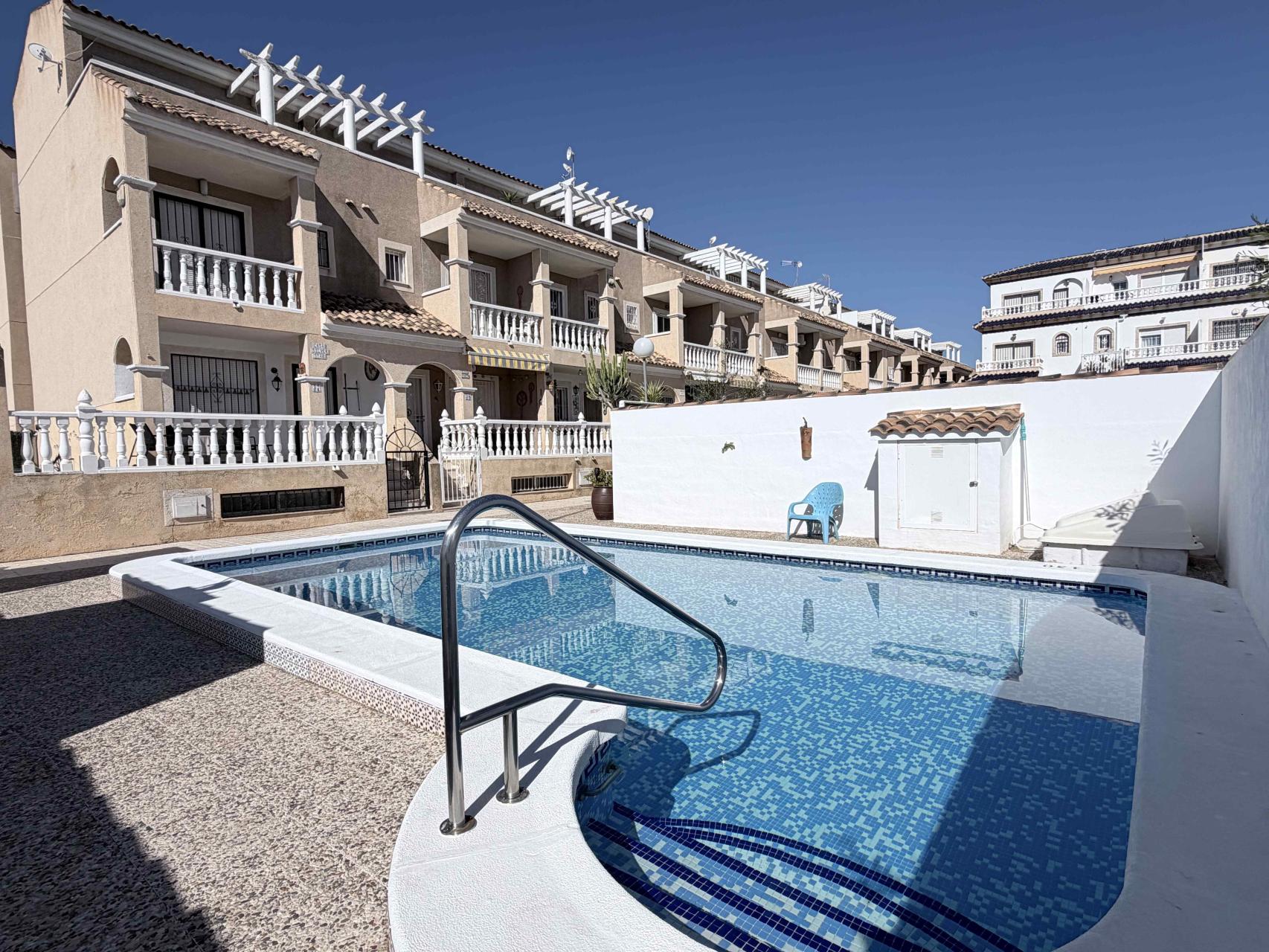 Your ideal home awaits in Los Almendros-La Florida, in the beautiful Orihuela Costa