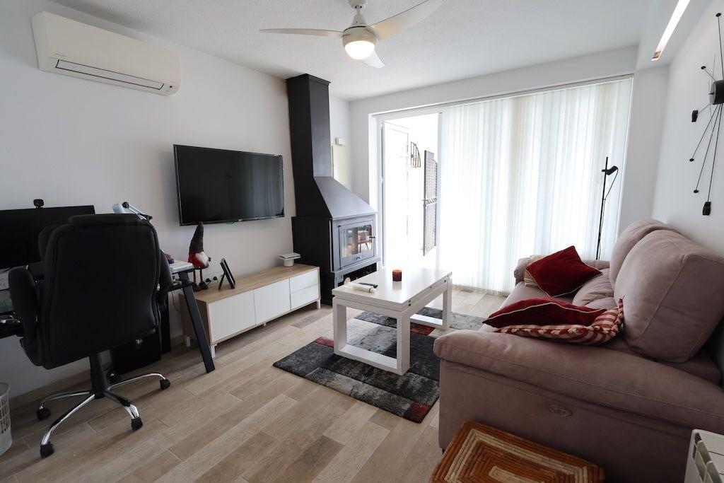 Exterior view in duplex for sale in Cabo Roig