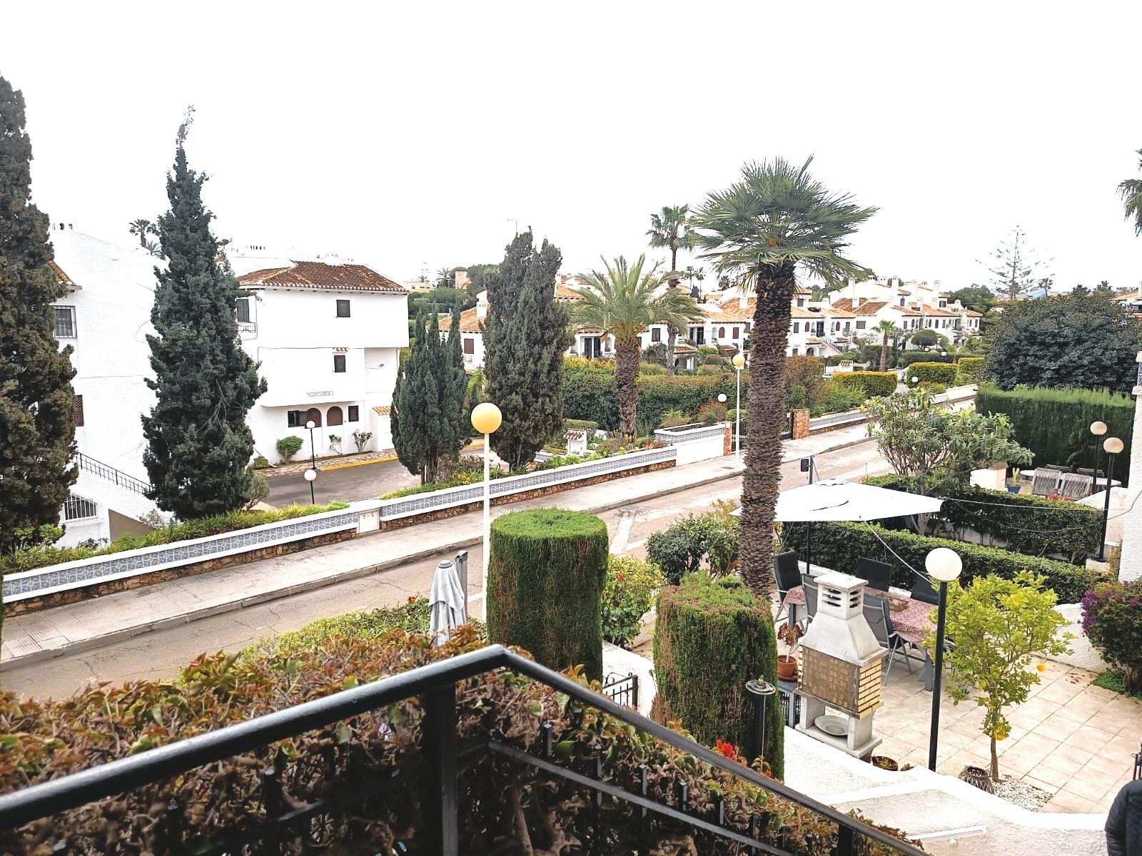 Dining area in duplex for sale in Cabo Roig
