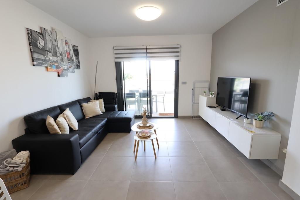 Exterior view in bungalow for sale in Pilar de La Horadada