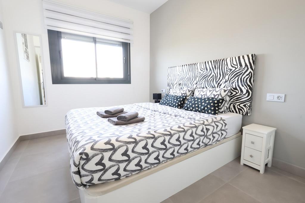 Terrace in bungalow for sale in Pilar de La Horadada