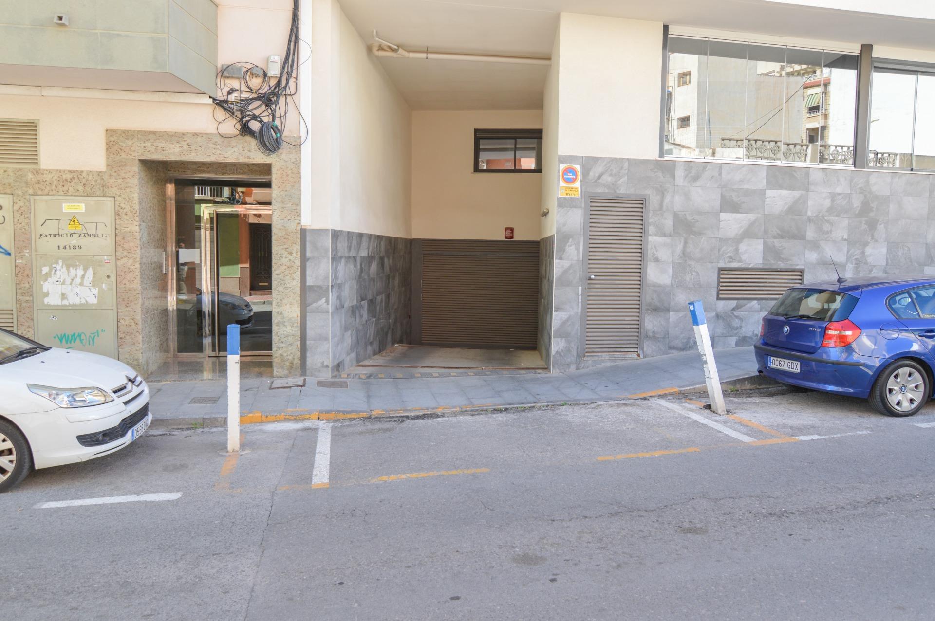Kitchen in apartment for sale in Torrevieja