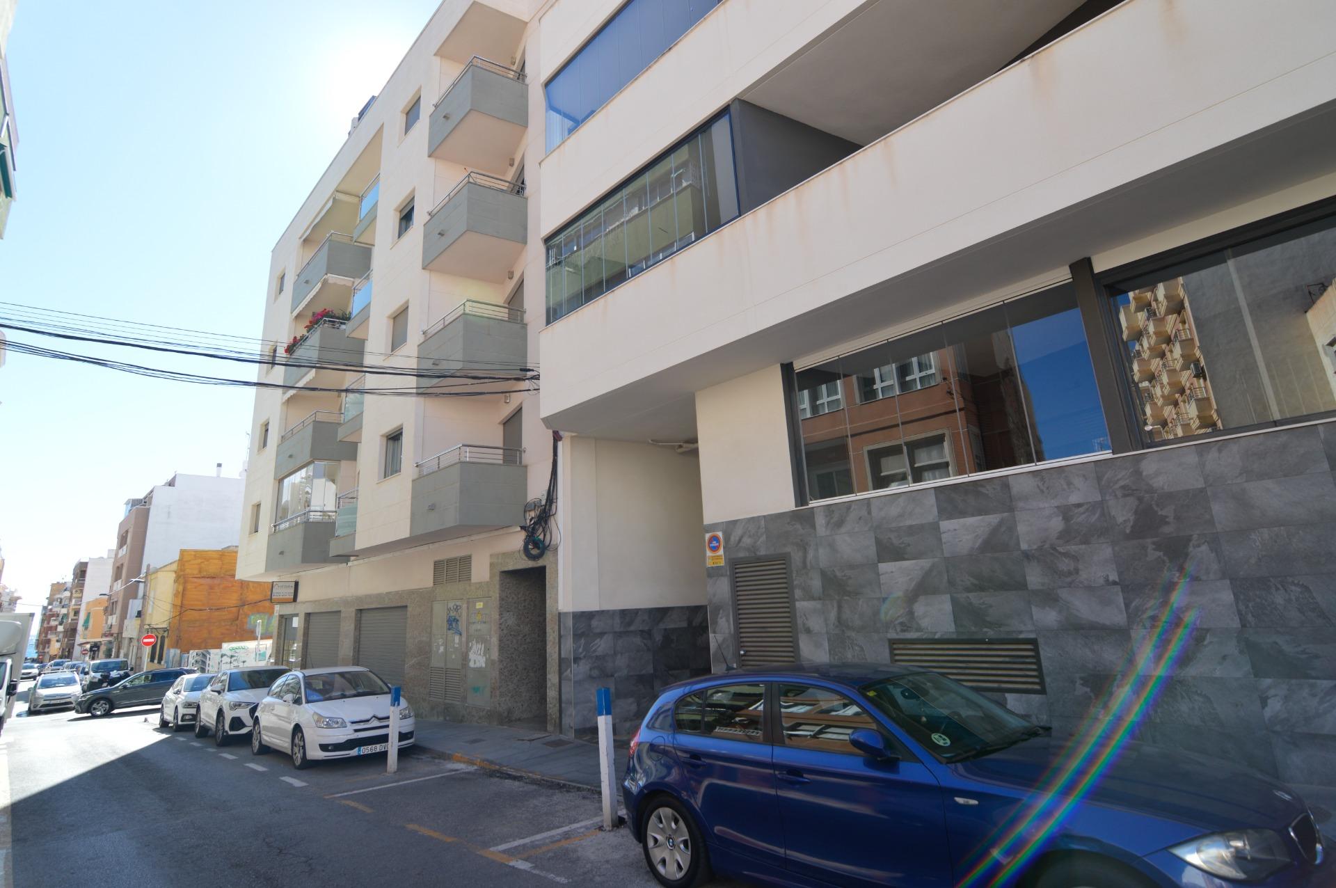 Terrace in apartment for sale in Torrevieja
