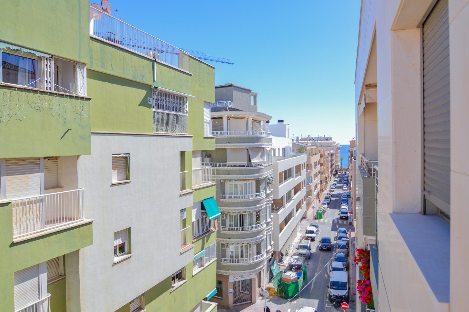 Terrace in apartment for sale in Torrevieja