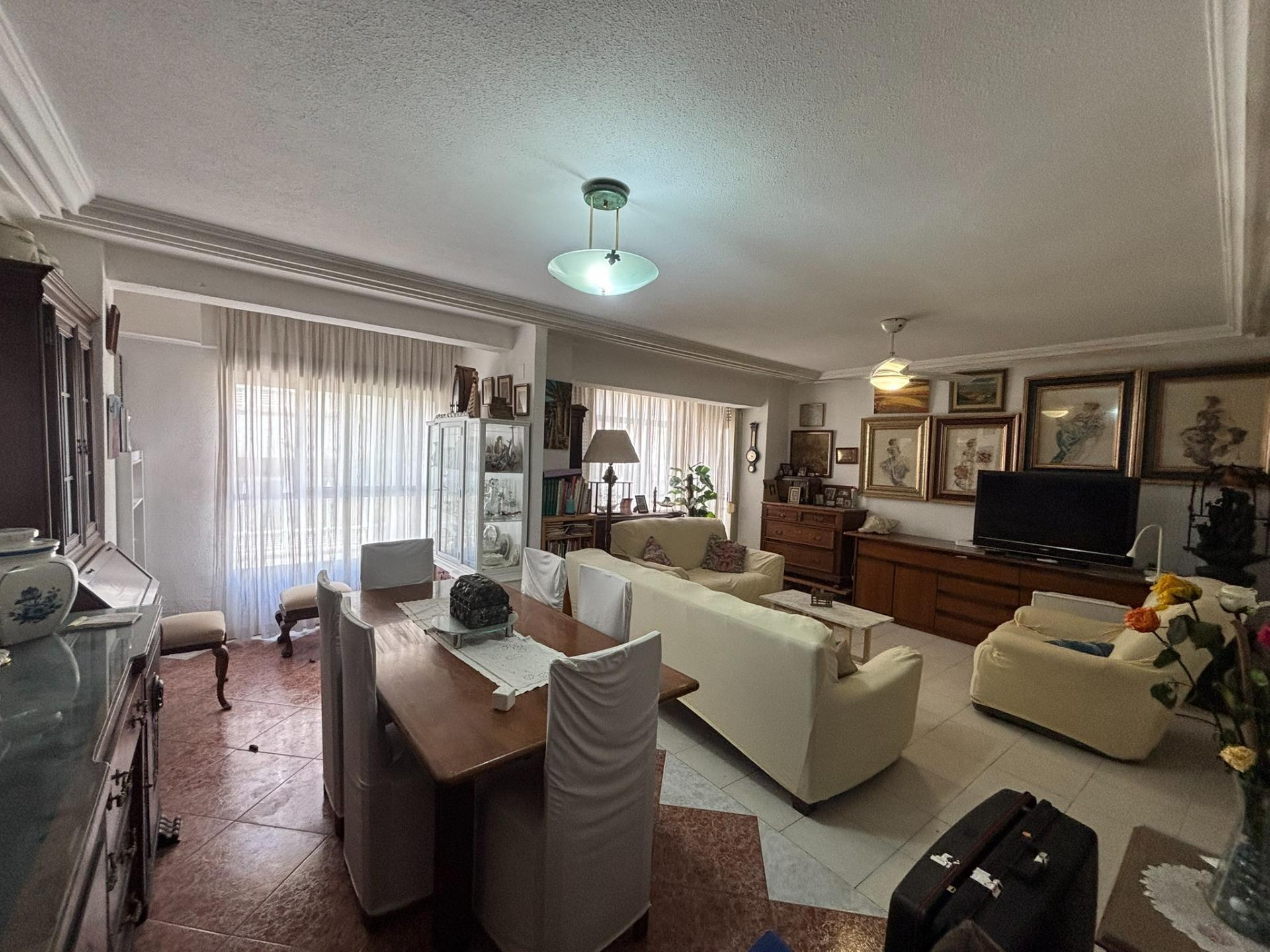 Dining area in apartment for sale in Torrevieja