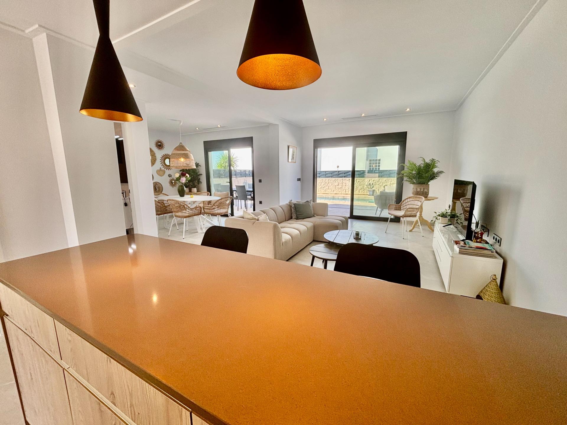 Terrace in villa for sale in Benijofar