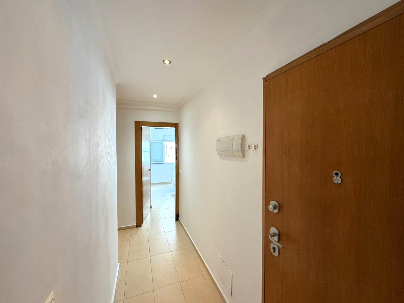 Master bedroom in apartment for sale in Torrevieja