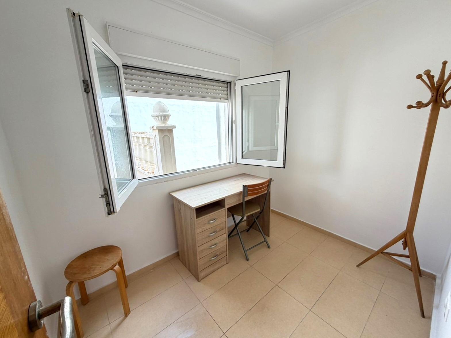 Terrace in apartment for sale in Torrevieja