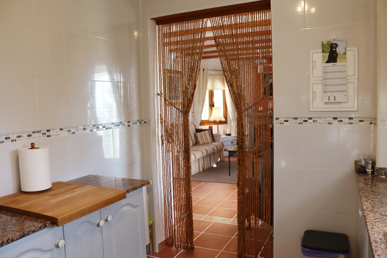 Bathroom in villa for sale in Benigembla