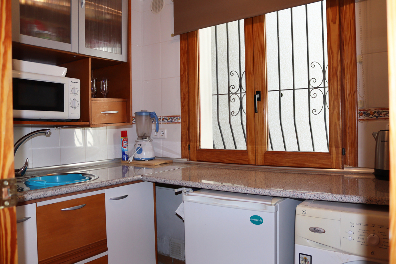 Pool area in villa for sale in Benigembla