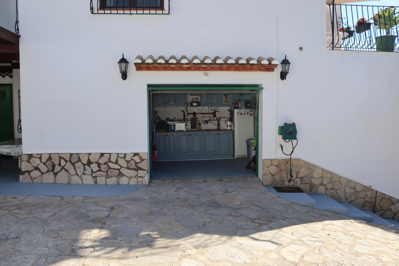 Dining area in villa for sale in Benigembla