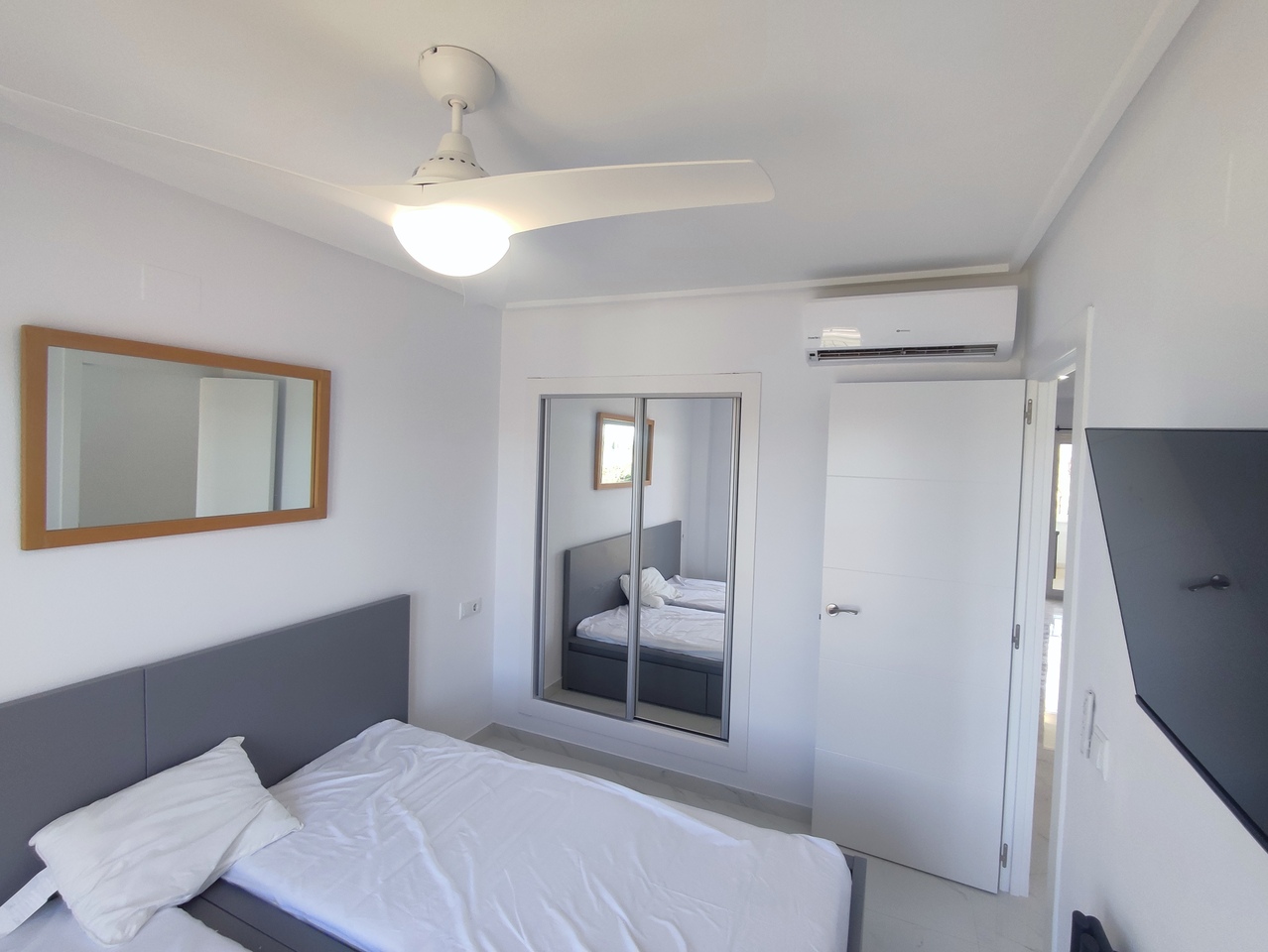 Bathroom in apartment for sale in Hacienda Riquelme Golf Resort