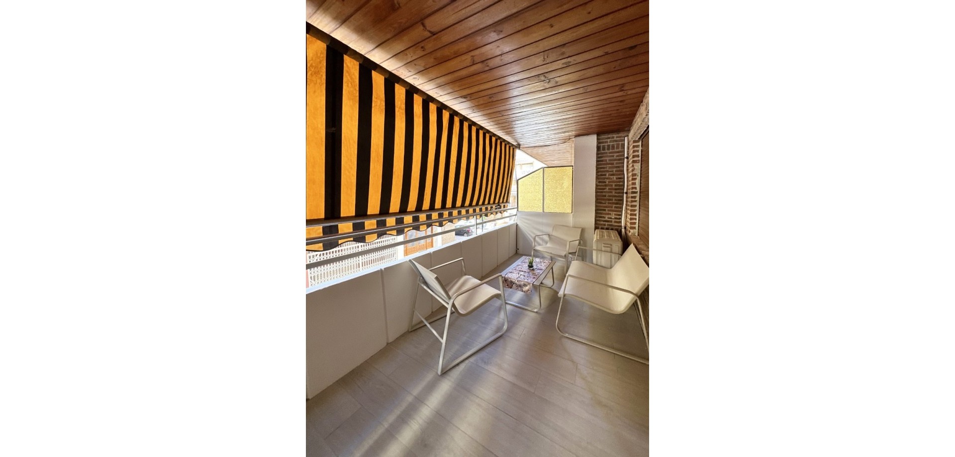 Master bedroom in apartment for sale in Torrevieja
