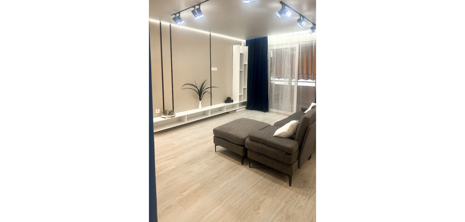 Master bedroom in apartment for sale in Torrevieja