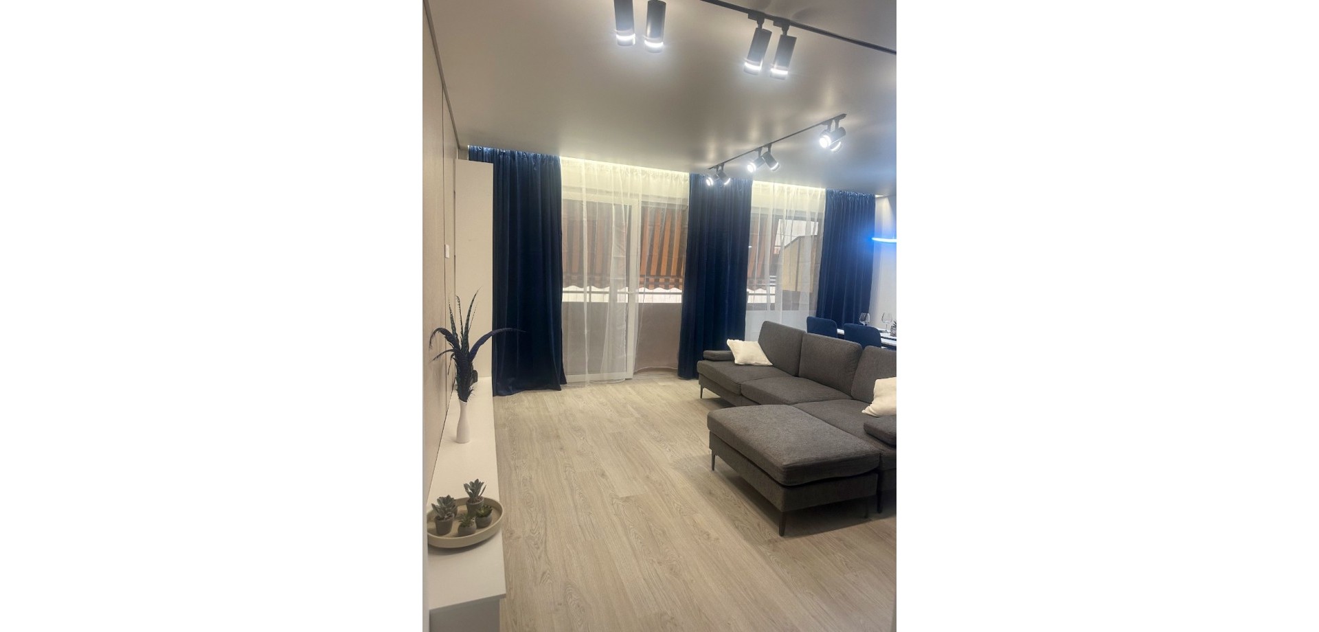 Terrace in apartment for sale in Torrevieja