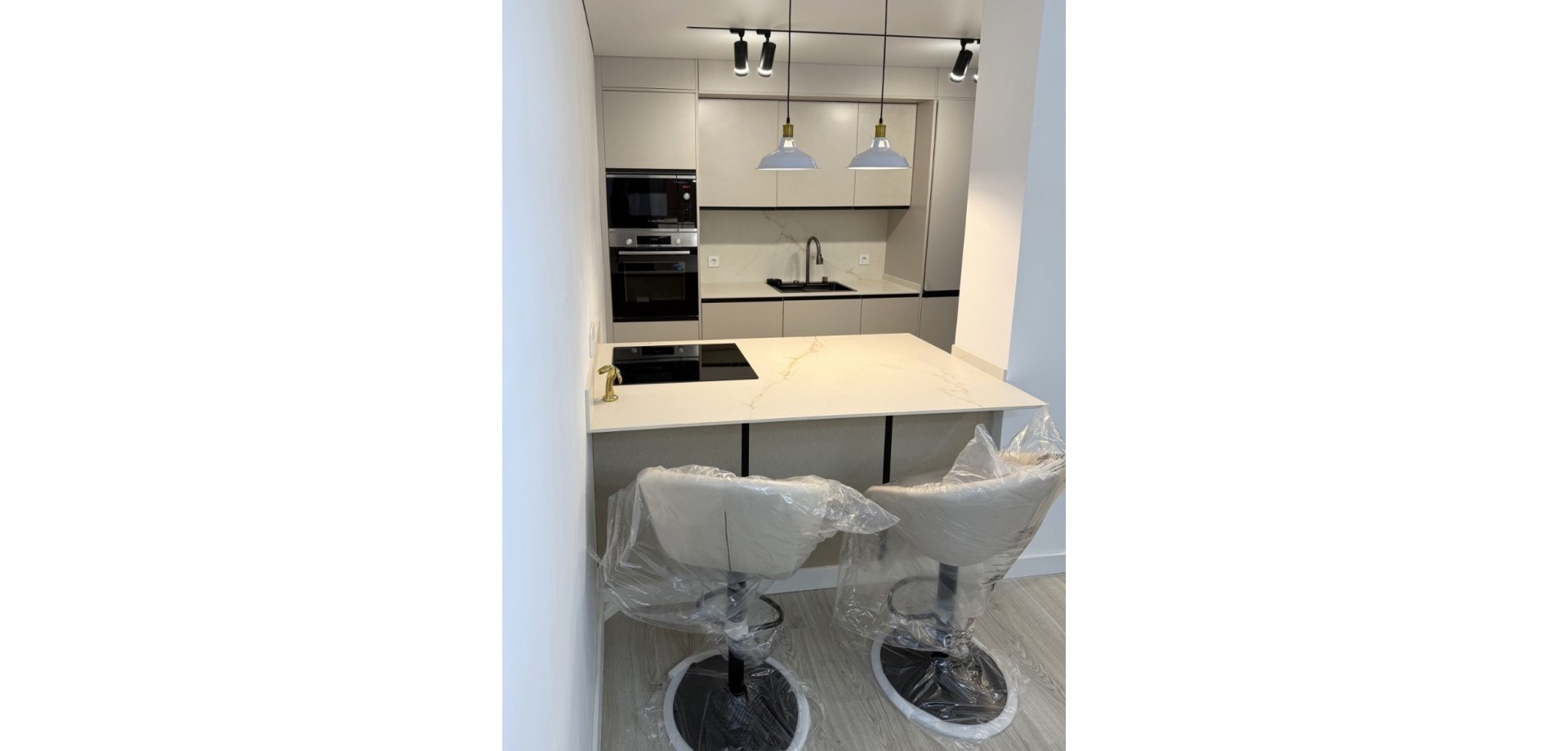 Living room in apartment for sale in Torrevieja