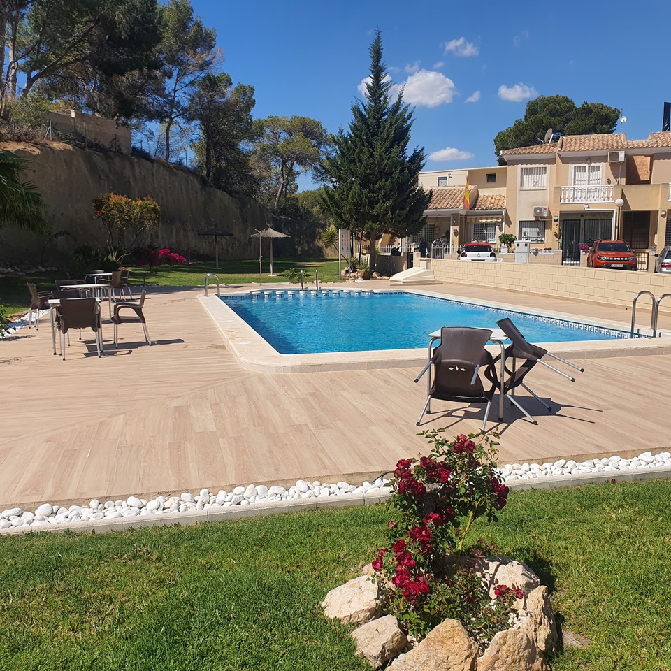 Terrace in apartment for sale in Torrevieja