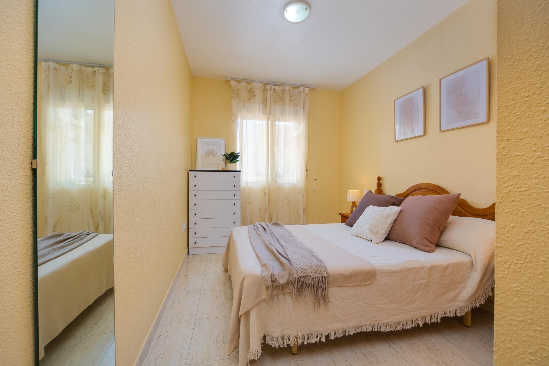 Living room in apartment for sale in Torrevieja