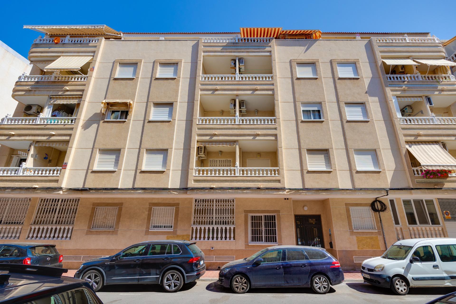 Pool area in apartment for sale in Torrevieja