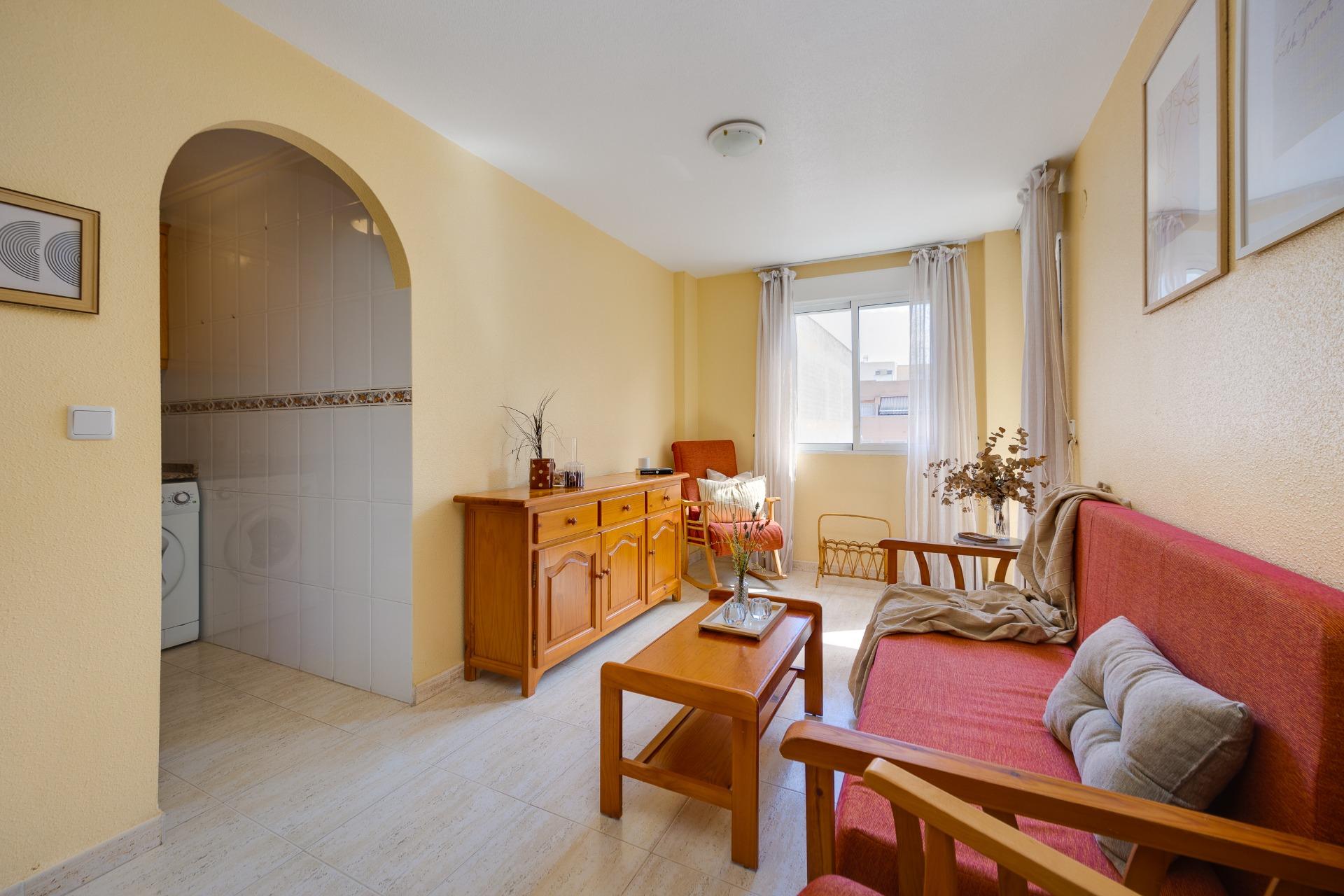 Terrace in apartment for sale in Torrevieja